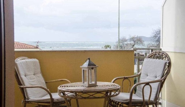 Beachfront two room apartment "Sparaglione"