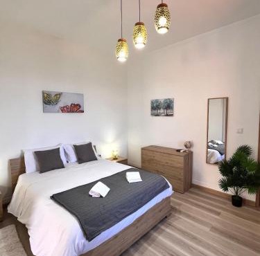 Bravas House 1