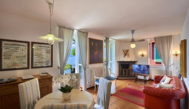 Casa Balcone Varenna