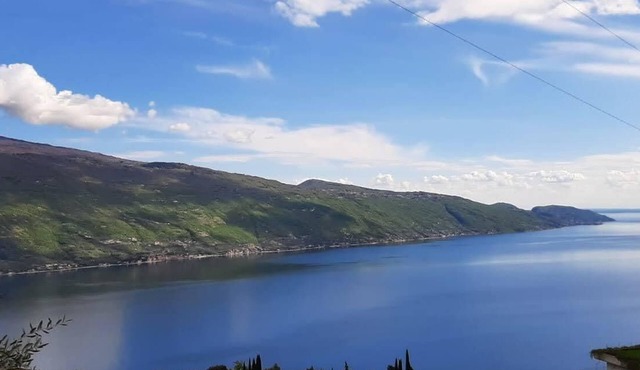 Casa Maffei TOP apartment 3, 2nd floor, balcony, fantastic lake view, parking