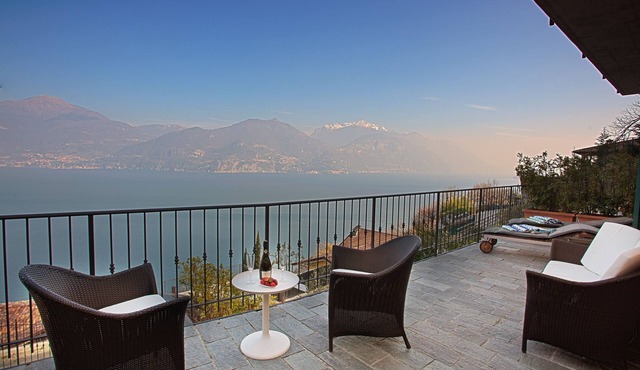 Casa Paradiso In Menaggio. Garden, Pool sleeps 6 by Italian Apartments.