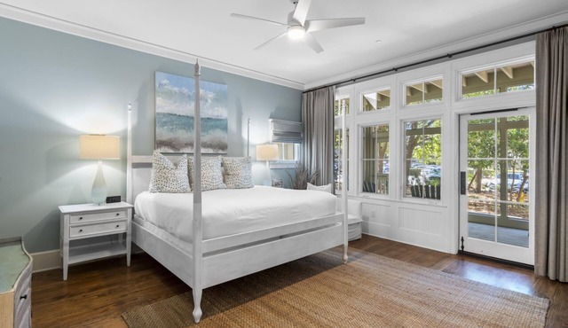 Centrally Located in the Beach District - South of 30A- Screened-in Porch!