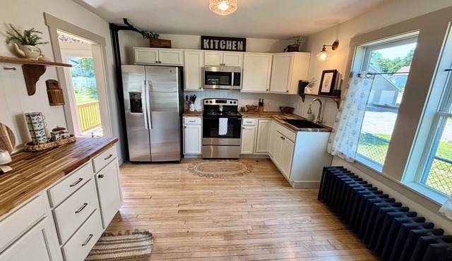 Charming 3 BR Millinocket Home