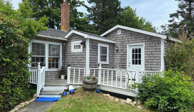 Corea Harbor's Black Duck Inn