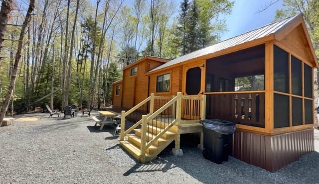 Cozy Coastal Cabin #2