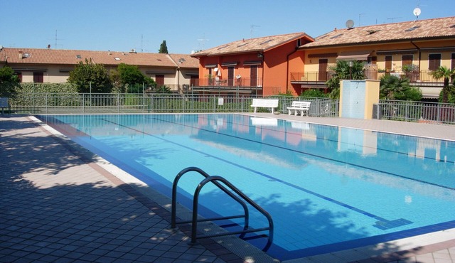 Da Elena Apartment, two-room apartment with private garden, complex with pool and tennis court