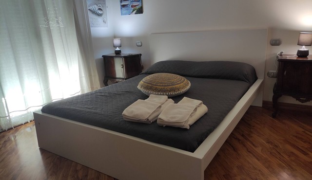 Delightful apartment just a few minutes walk from the Beach
