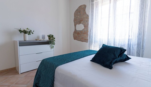 Deluxe Eclipse Apartment on the SEA 30mt from the sea and 5 minutes from the city center