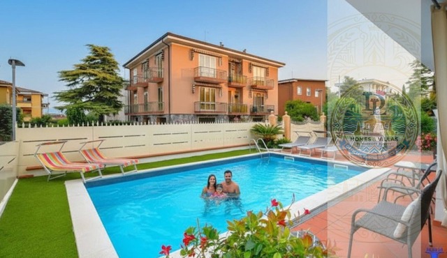 Desenzanoloft Garden and Pool