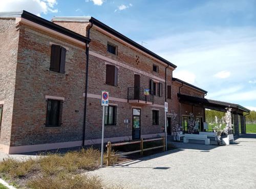EcoOstello Interflumina-Cascina Sereni