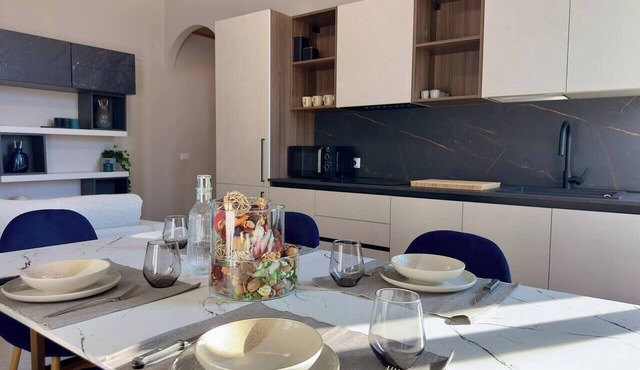 Elegant apartment with terrace in Piola area - central location in Milan