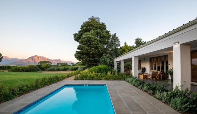 Fransmanskraal Accommodation - Luxury Stellenbosch Farm Villa