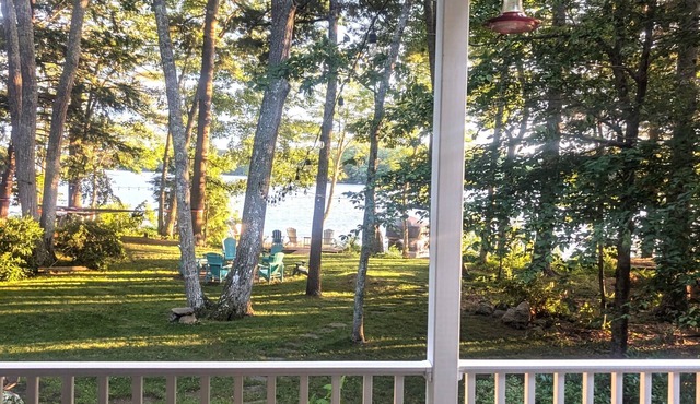 Gorgeous Waterfront& Yard on Damariscotta Lake with an Amazing Home