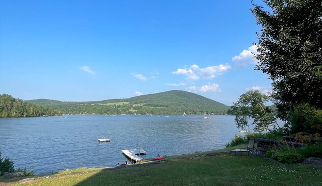 Harvey's Lake Lakefront Apartment