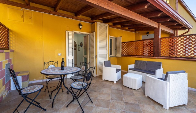 Holiday Home “Casa Barbara” with Air Conditioning & WiFi