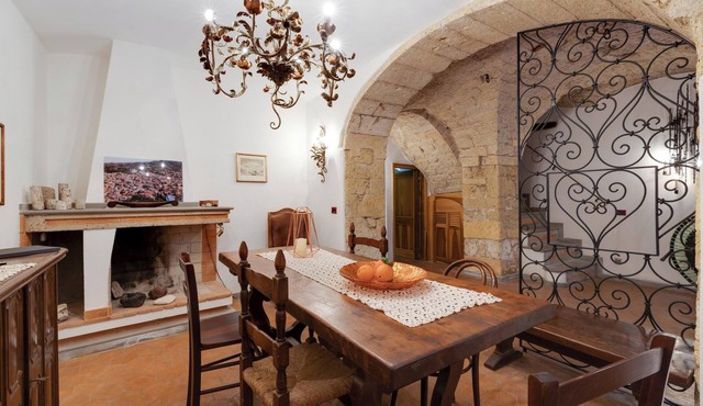 Holiday Home "Casa Verdi" with View of the Cathedral, Terrace & Wi-Fi