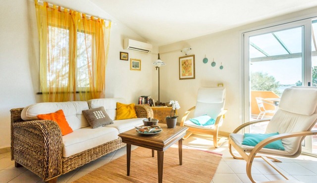 home holiday sea view in Mandriola
