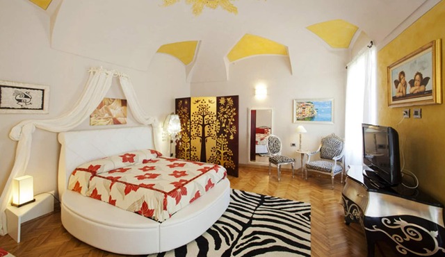 Homerez - Beautiful apartement for 4 ppl. with balcony at Mondovì Piazza (CN)