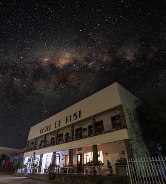 Hotel De Rust