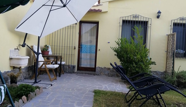 La Ginestra, vacation home in the mountains(Seulo Sardinia)garden wonderful view