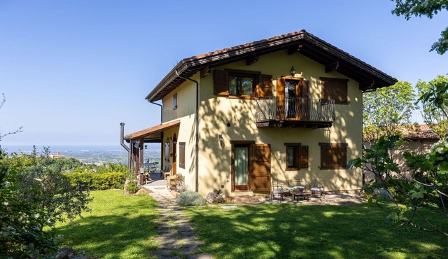 La Nocciola - Villa with private pool in Montefiore Conca, Emilia-Romagna
