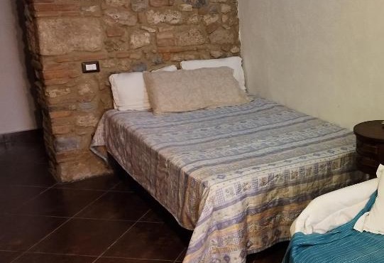 La taverna sotto la torre