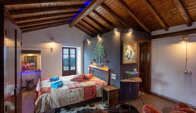 Lake Como Getaway: Pilissy Guest House with Breathtaking Lake and Mountain Views