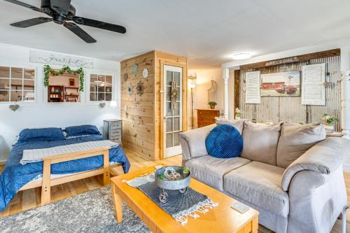 Lake & Mtn Views: Vermont Couple's Retreat!