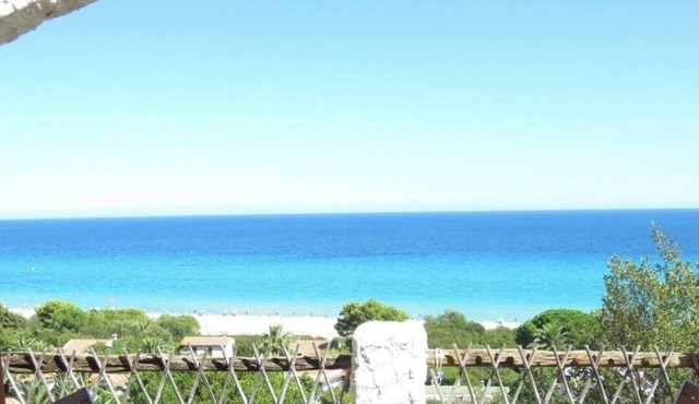 Large panoramic apartment, beautiful sea view.