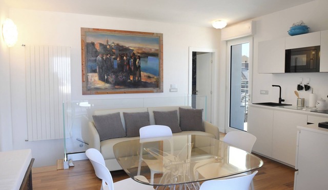 Lecasinedigiò1 Spacious penthouse with large terrace overlooking the sea