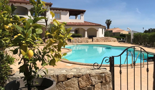 Limpiddu Residence with Swimming Pool - Ground Floor - All Comforts, sea at 4min
