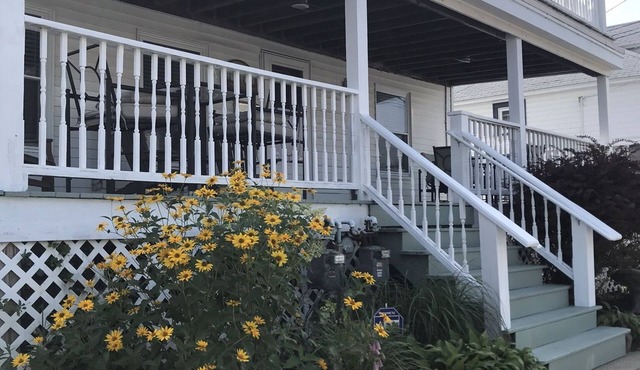 Location! Value! Steps to Beach! Perfect for Summer Trip- Spacious 4-5BR Retreat