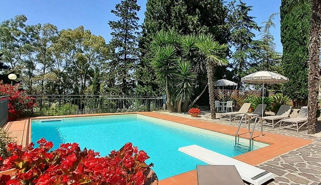 Luxurious home in Scarlino (GR)