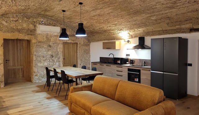 LUXURY DIMORA CANELLES