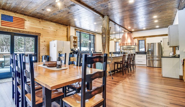 Maine Home w/Hot Tub & Snowmobile Trail Access!