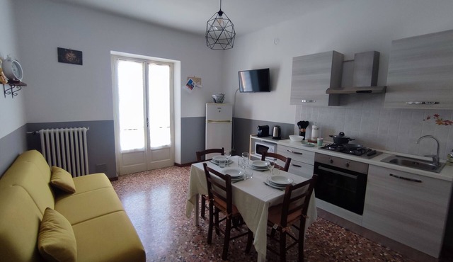 Michelangelo - spacious apartment with view in La Morra