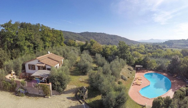Nice home in Riparbella (PI)