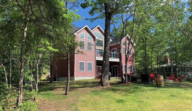 OSSIPEE LAKEFRONT-BROAD BAY! Taking Fall and Winter Reservations!