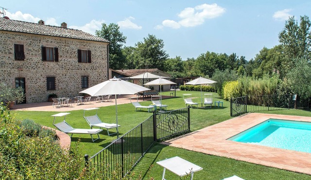 Podere Sant'Eugenio 14, Emma Villas