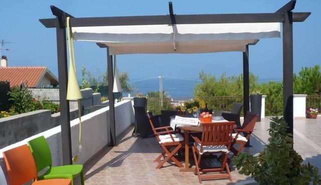 Porto Alabe: house with extensive views of the sea and its sunsets