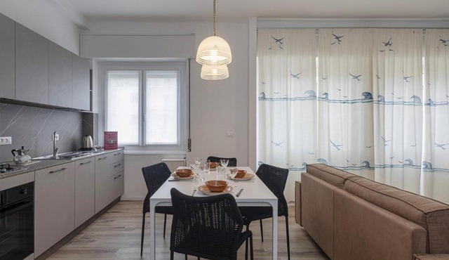 Quinto Modern Flat by Wonderful Italy