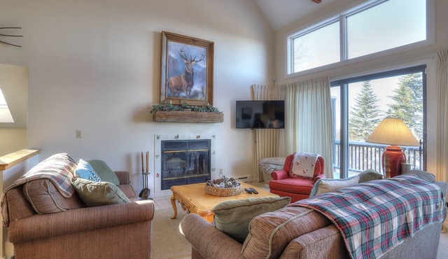 Rock Pond Condo 71 - Cute end unit on Saddleback Mountain
