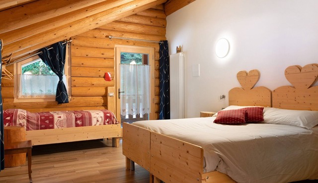 Room 'Lavanda' with Mountain View, Shared Garden and Wi-Fi