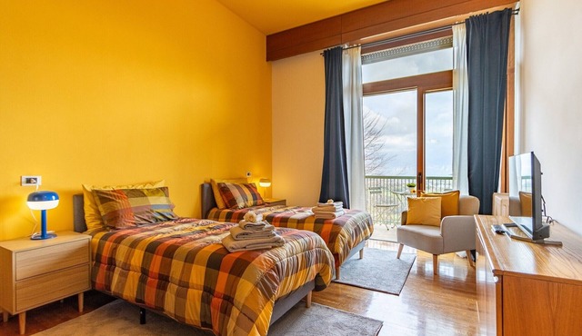 Room 'Stanza Miele' with Mountain View, Shared Terrace and Wi-Fi