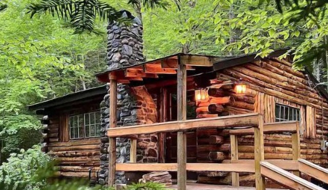 Rustic Log Cabin #7 - “Streamside”