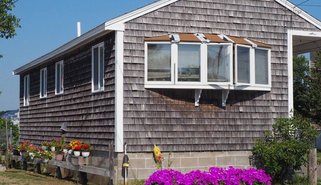 Sandy Toes Salisbury Beach Cottage