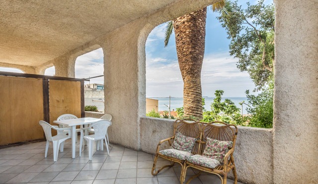 Sea view apartment