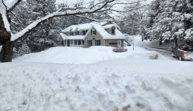 Skiing, snowshoeing, snowmobile/ATV trails, hunting, hiking and kayaking