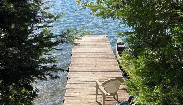 Spacious 6-bedroom lake house in fabulous Greensboro Vermont with WiFi.