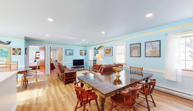 Spacious single-level duplex with fast WiFi, two full kitchens, deck, & yard